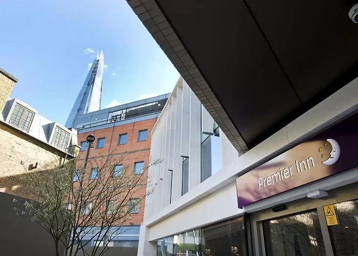 Premier Inn Southwark Borough High St