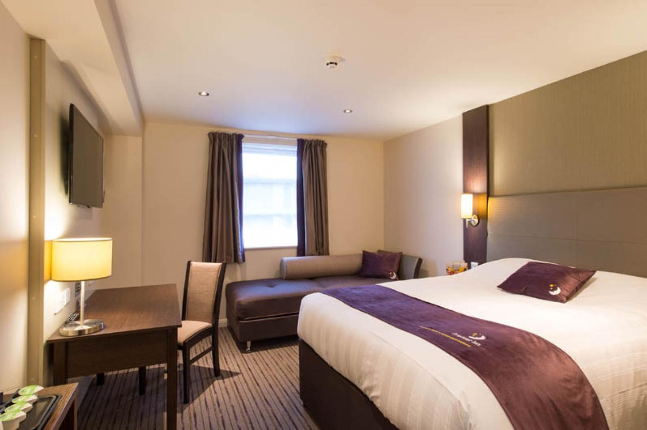 Premier Southwark Borough High St 3* Londra