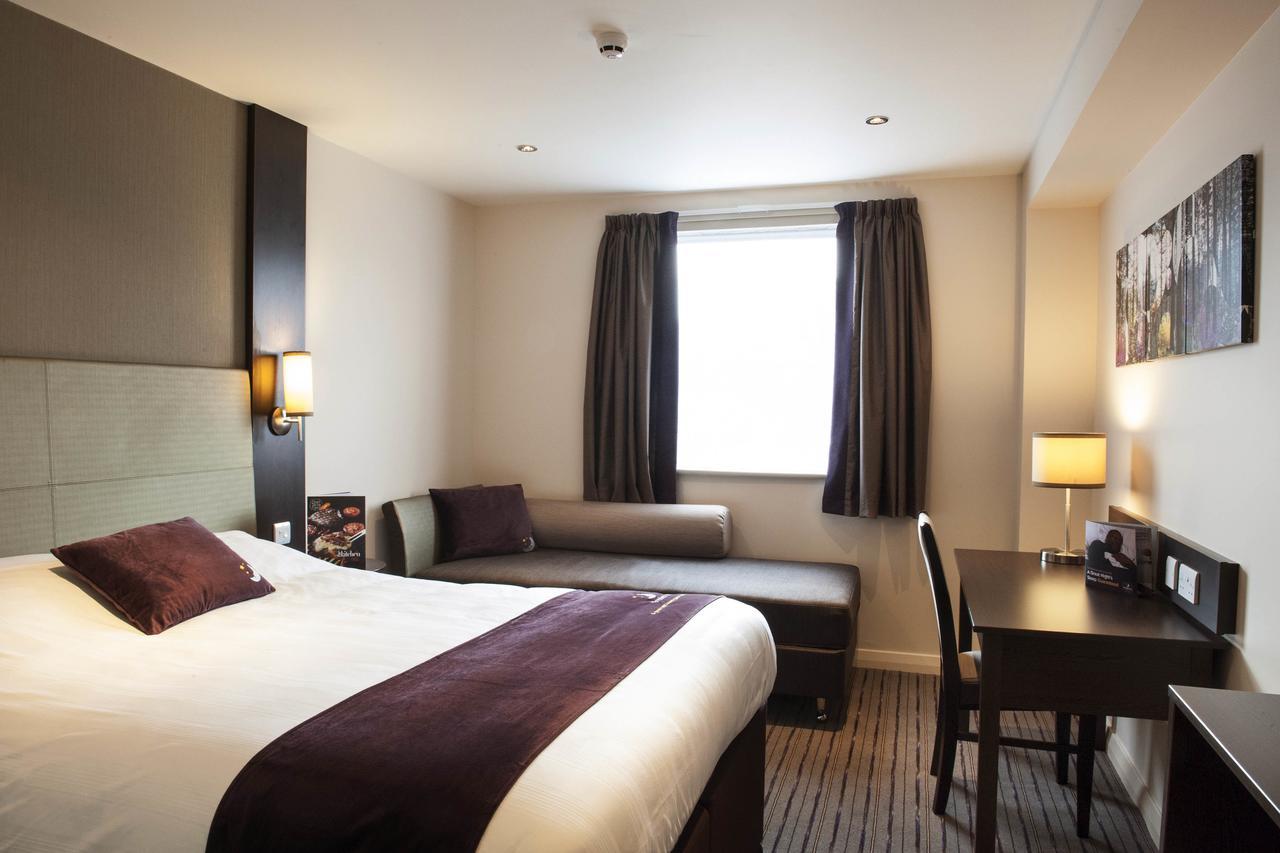 Premier Southwark Borough High St 3* Londra