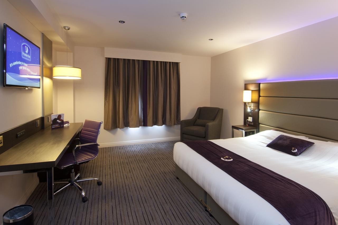 Premier Southwark Borough High St 3* Londra