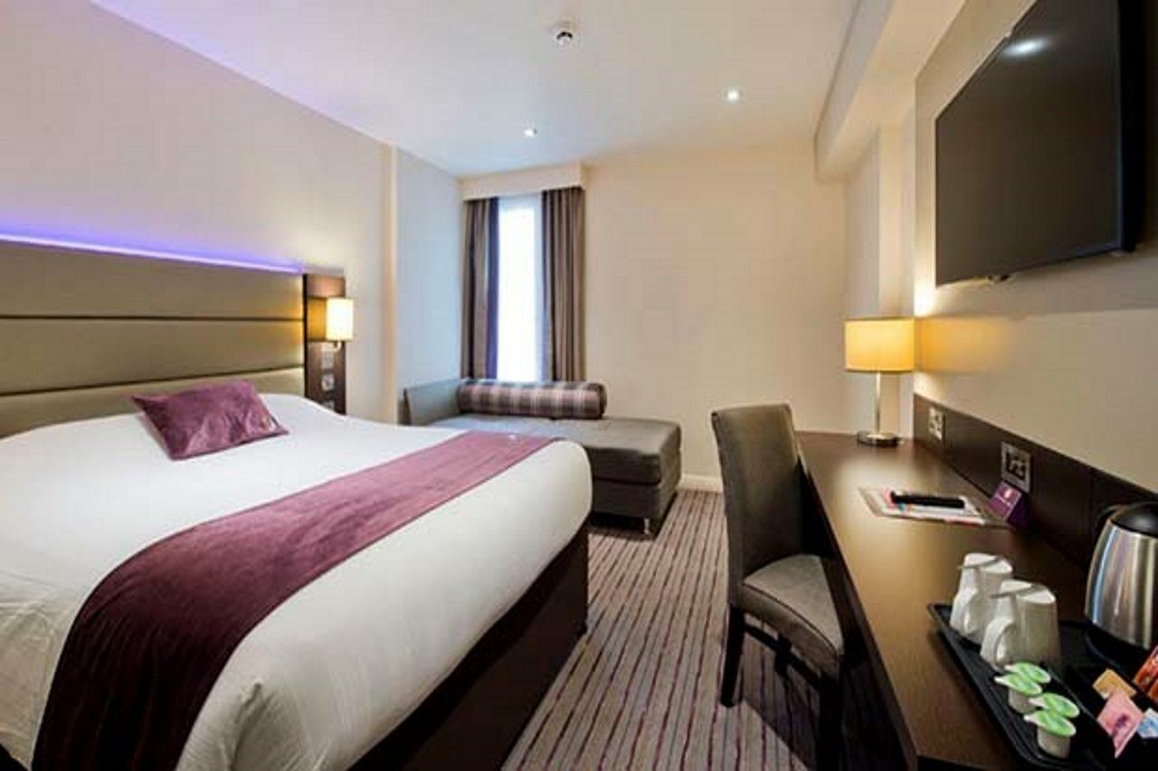 Hotel Premier Southwark Borough High St Londra